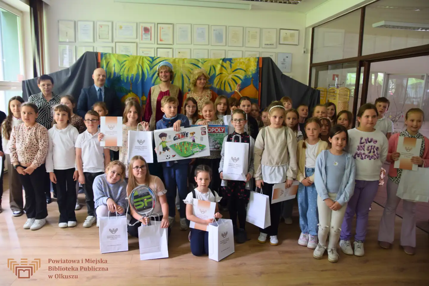 POWIATOWY KONKURS PLASTYCZNY ,,KOLORY ANDERSENA - MALOWANY ŚWIAT BAŚNI