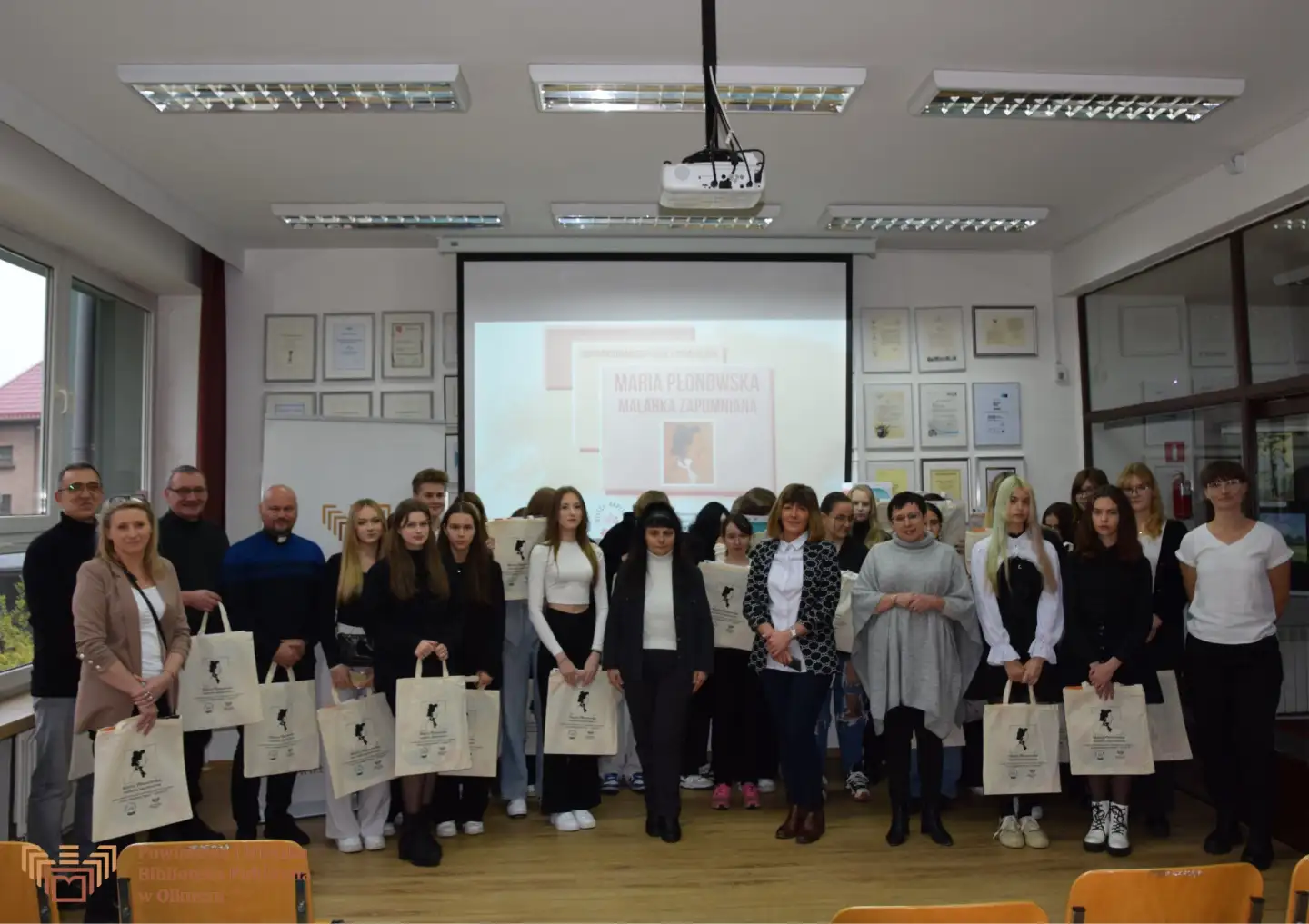 UROCZYSTE PODSUMOWANIE PROJEKTU ,,MARIA PŁONOWSKA - MALARKA ZAPOMNIANA